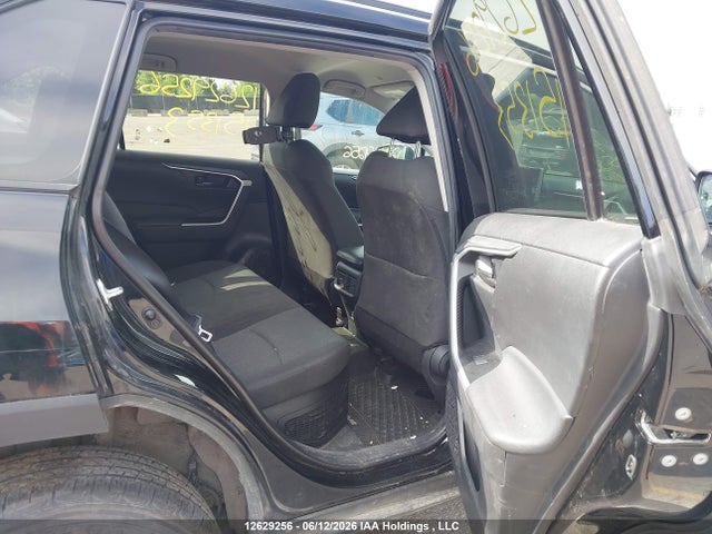 2T3BWRFV1PW151353 Toyota RAV4 LE