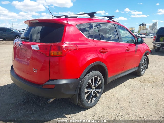 12629276 :رقم المزاد ، 2T3RFREV5FW281246 vin ، 2015 Toyota Rav4 Xle مزاد بيع