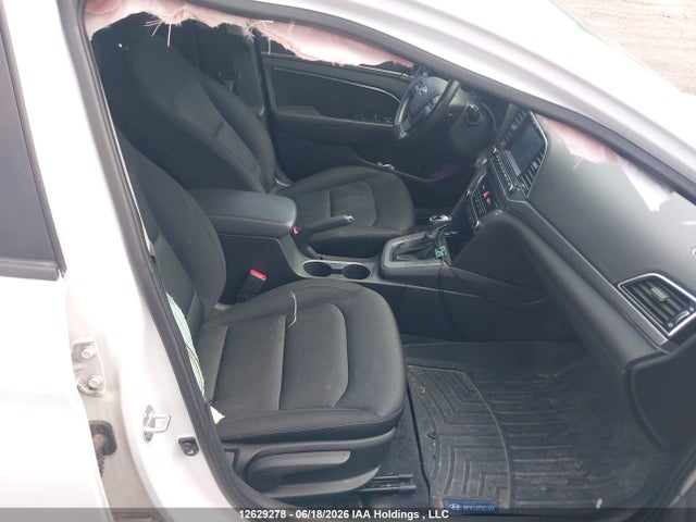 Продаж на аукціоні авто 2018 Hyundai Elantra Gl Se, vin: KMHD84LF4JU513453, номер лоту: 12629278