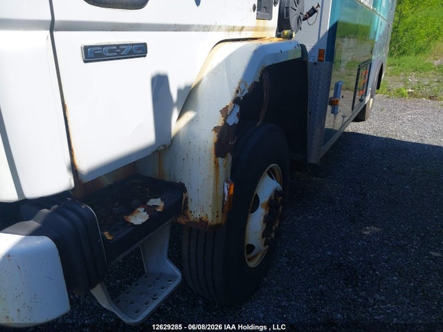 Auction sale of the 2002 Freightliner Hc Cargo Fc70, vin: 1FVAB3BV72DK95218, lot number: 12629285