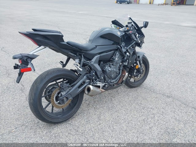 Yamaha Yzfr7 2024 JYARM38N3RA001191 Image 4