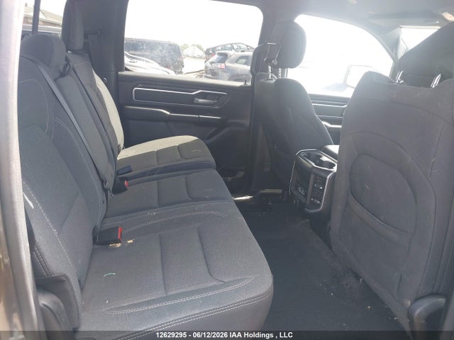 Dodge RAM 1500 2022 1C6SRFFT3NN265922 Image 8