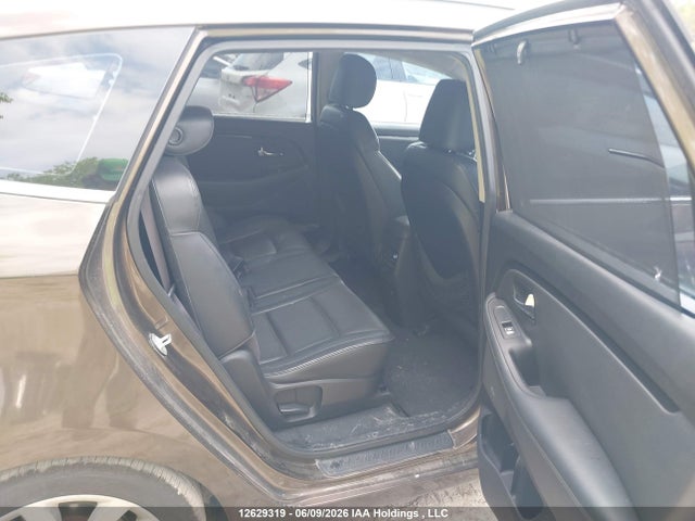 KIA Rondo 2014 KNAHU8A36E7045650 Image 8