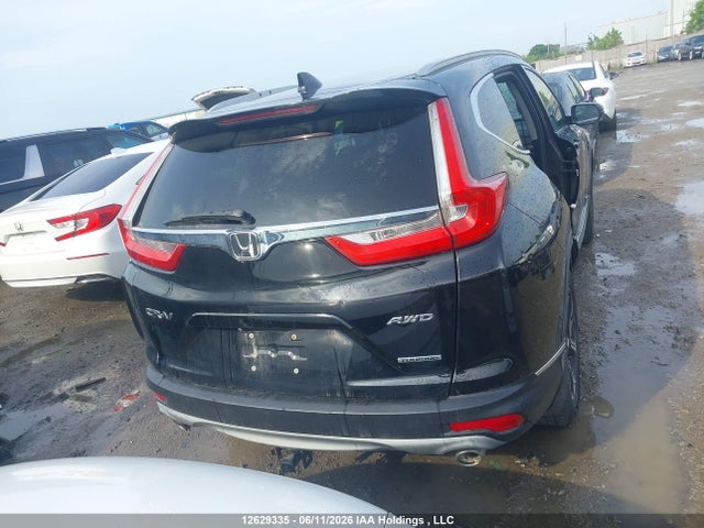 12629335 :رقم المزاد ، 2HKRW2H93JH111358 vin ، 2018 Honda Cr-v Touring مزاد بيع