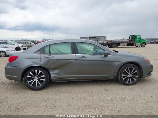 Aukcja sprzedaży 2013 Chrysler 200 S, vin: 1C3CCBHG1DN617065, numer aukcji: 12629337