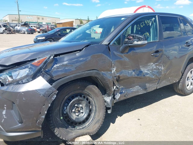 12629357 :رقم المزاد ، 2T3B1RFV5NC272643 vin ، 2022 Toyota Rav4 Le مزاد بيع