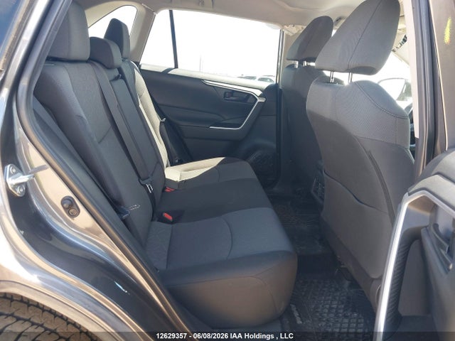 12629357 :رقم المزاد ، 2T3B1RFV5NC272643 vin ، 2022 Toyota Rav4 Le مزاد بيع