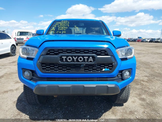 12628753 :رقم المزاد ، 5TFCZ5AN5MX275807 vin ، 2021 Toyota Tacoma مزاد بيع
