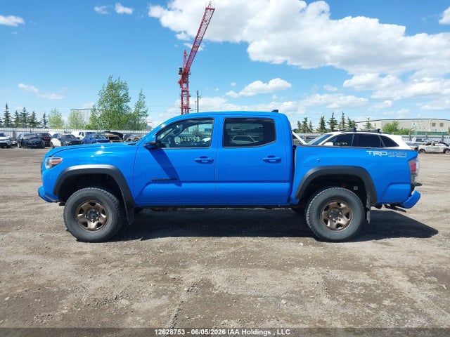 12628753 :رقم المزاد ، 5TFCZ5AN5MX275807 vin ، 2021 Toyota Tacoma مزاد بيع