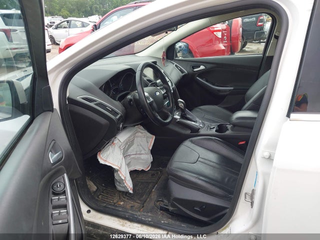 Ford Focus Titanium 2014 1FADP3N29EL384610 Image 17