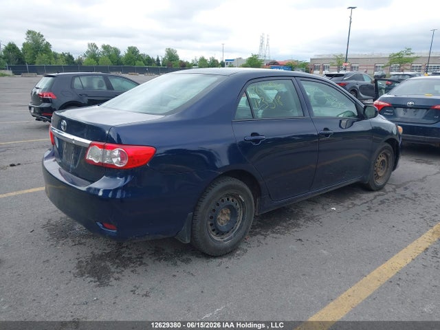 2013 Toyota Corolla Ce მანქანა იყიდება აუქციონზე, vin: 2T1BU4EE4DC113518, აუქციონის ნომერი: 12629380