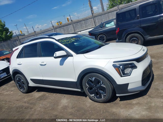 2023 Kia Niro Ev Premium/premium+ მანქანა იყიდება აუქციონზე, vin: KNDCR3L10P5054629, აუქციონის ნომერი: 12629382