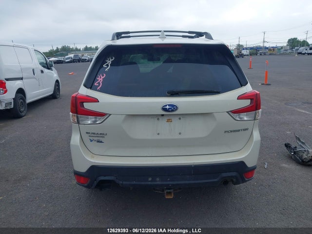 Subaru Forester Premium 2019 JF2SKEDC0KH592705 Image 17