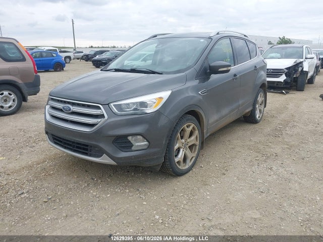 Ford Escape Titanium 2017 1FMCU9J97HUC69485 Image 2