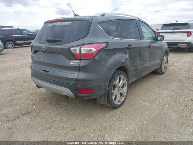Ford Escape Titanium 2017 1FMCU9J97HUC69485 Image 4