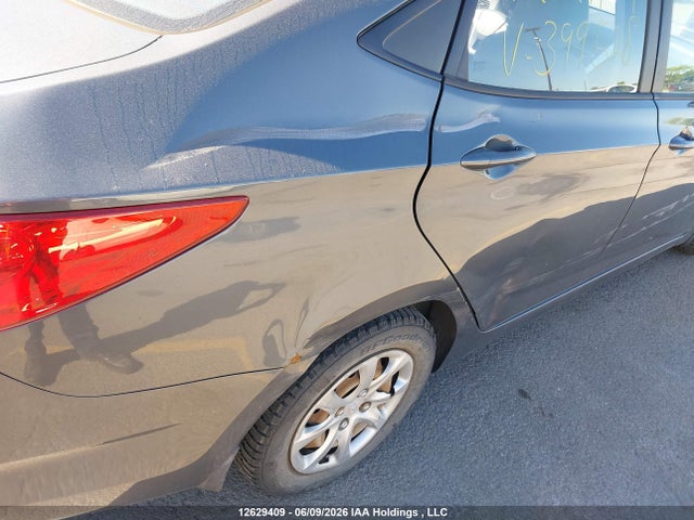 12629409 :رقم المزاد ، KMHCT4AE6DU399528 vin ، 2013 Hyundai Accent Gls/gs مزاد بيع