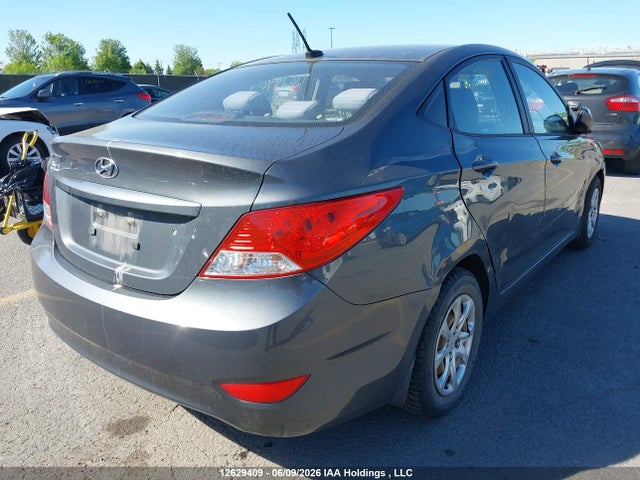 12629409 :رقم المزاد ، KMHCT4AE6DU399528 vin ، 2013 Hyundai Accent Gls/gs مزاد بيع