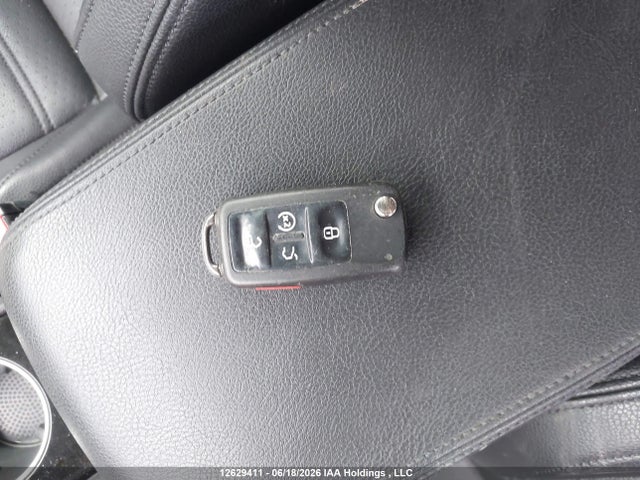 1VWBS7A31GC054109 Volkswagen Passat