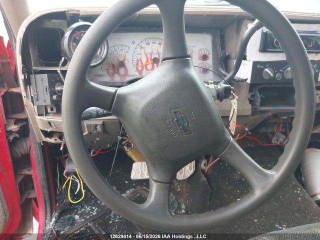 Aukcja sprzedaży 1998 Chevrolet C1500 Cheyenne, vin: 1GCEC14R3WZ143377, numer aukcji: 12629414