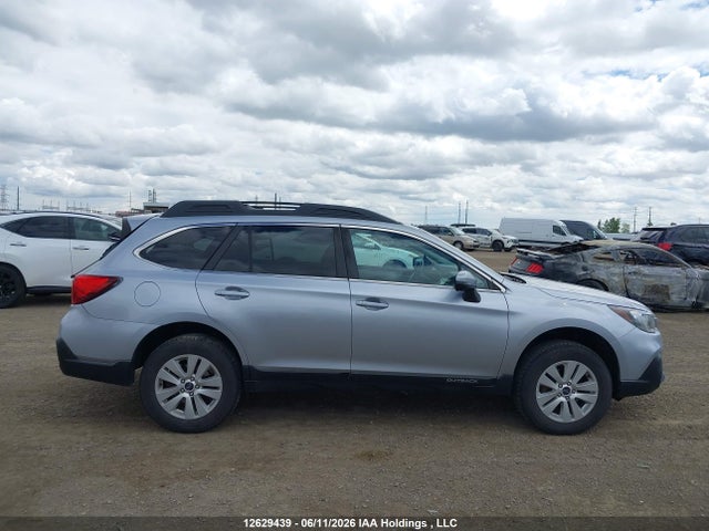 Subaru Outback 2.5i Premium 2018 4S4BSDGC7J3397695 Image 13