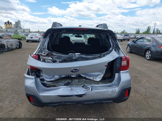 Subaru Outback 2.5i Premium 2018 4S4BSDGC7J3397695 Image 16