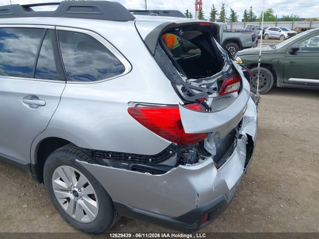 Subaru Outback 2.5i Premium 2018 4S4BSDGC7J3397695 Image 19
