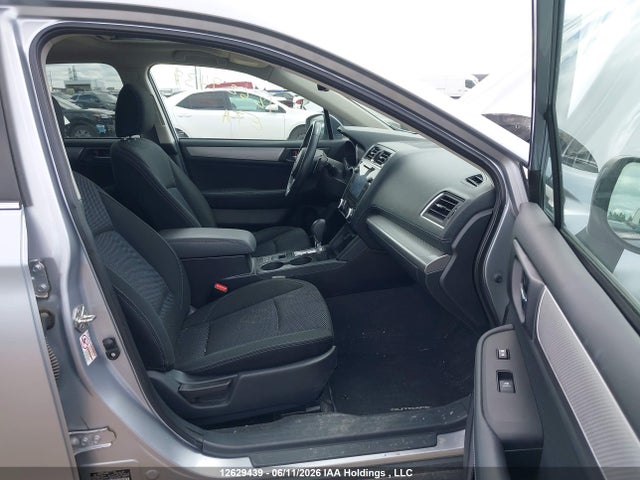 Subaru Outback 2.5i Premium 2018 4S4BSDGC7J3397695 Image 5