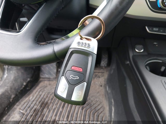Продажа на аукционе авто 2018 Audi A4 Komfort, vin: WAUANAF48JN007446, номер лота: 12629443