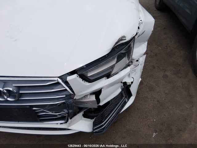 Продажа на аукционе авто 2018 Audi A4 Komfort, vin: WAUANAF48JN007446, номер лота: 12629443