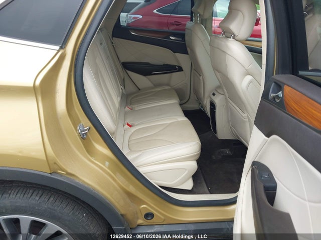 Lincoln MKC 2015 5LMCJ2A98FUJ29357 Image 8
