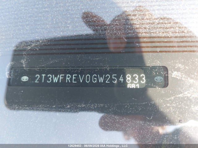 2T3WFREV0GW254833 Toyota Rav4 Xle