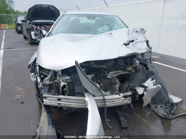 5YFBPRBEXLP048178 Toyota COROLLA LE