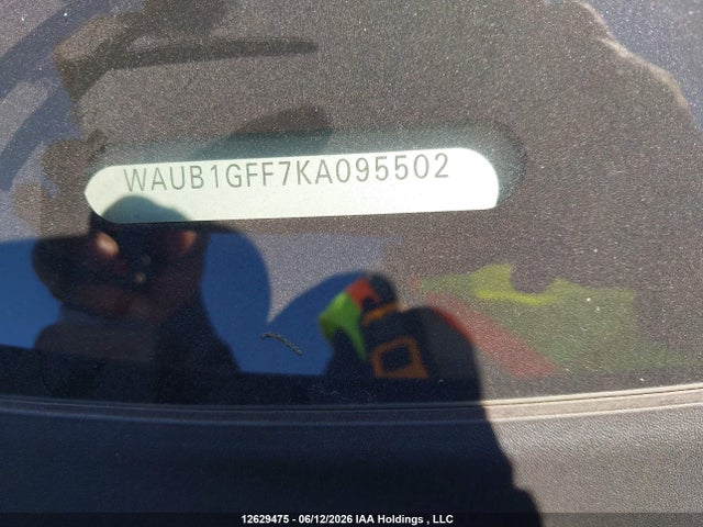 12629475 :رقم المزاد ، WAUB1GFF7KA095502 vin ، 2019 Audi S3 2.0t Progressiv مزاد بيع