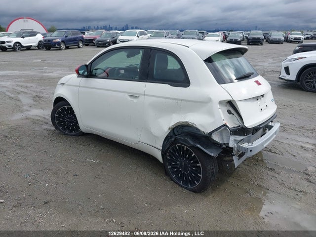 Fiat 500e Red 2024 ZFAFFAA47RX216150 Image 3