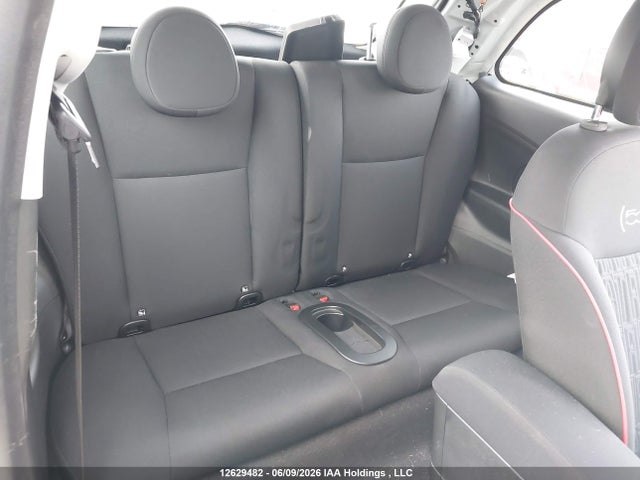 Fiat 500e Red 2024 ZFAFFAA47RX216150 Image 8
