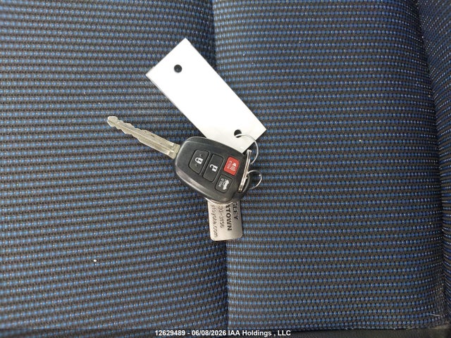 2T1BURHEXHC854951 Toyota COROLLA SE
