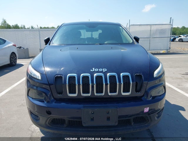 1C4PJLABXFW561051 Jeep Cherokee Sport