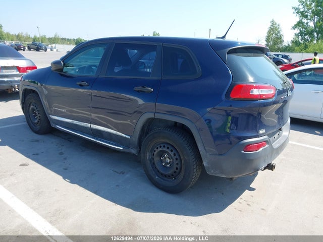 1C4PJLABXFW561051 Jeep Cherokee Sport