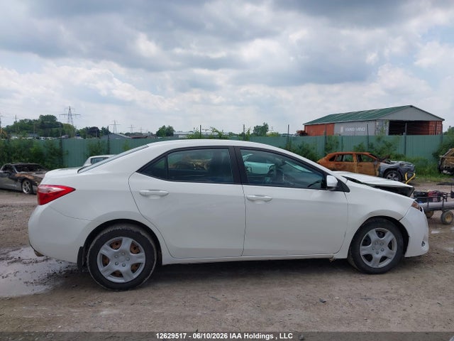 2017 Toyota Corolla Le მანქანა იყიდება აუქციონზე, vin: 2T1BURHE6HC890670, აუქციონის ნომერი: 12629517