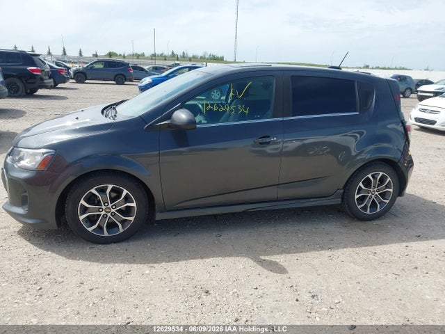 2017 Chevrolet Sonic Lt მანქანა იყიდება აუქციონზე, vin: 1G1JD6SB5H4131853, აუქციონის ნომერი: 12629534