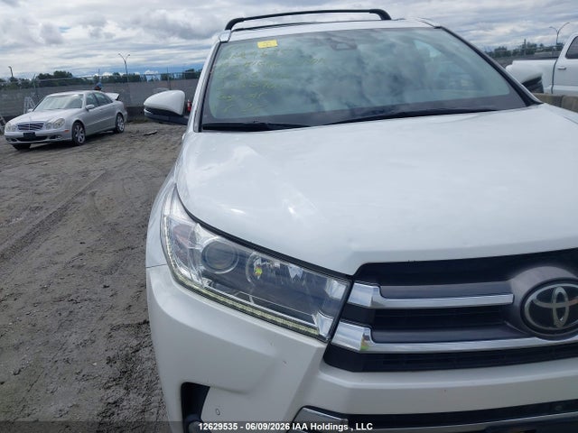 Продажа на аукционе авто 2017 Toyota Highlander Limited, vin: 5TDDZRFH1HS405642, номер лота: 12629535
