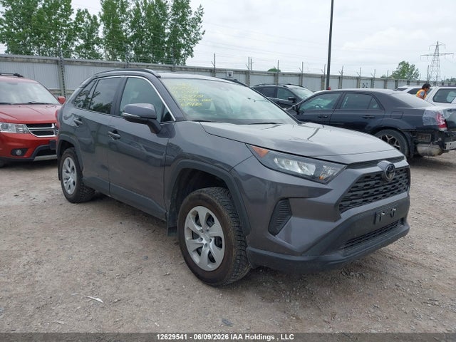 2021 Toyota Rav4 მანქანა იყიდება აუქციონზე, vin: 2T3B1RFV4MC242631, აუქციონის ნომერი: 12629541