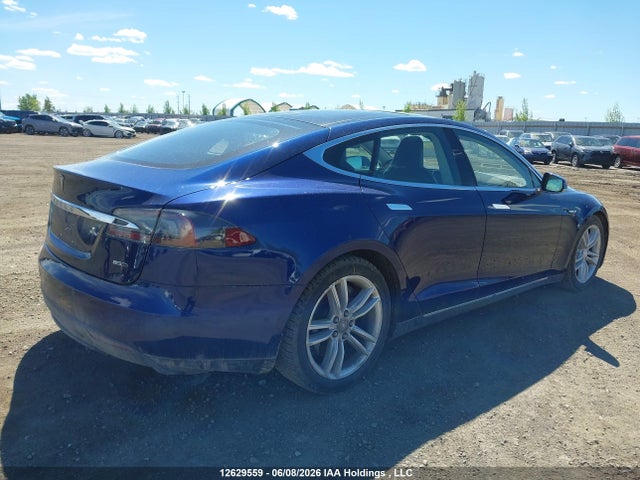 5YJSA1H25FF092654 Tesla Model S 85d