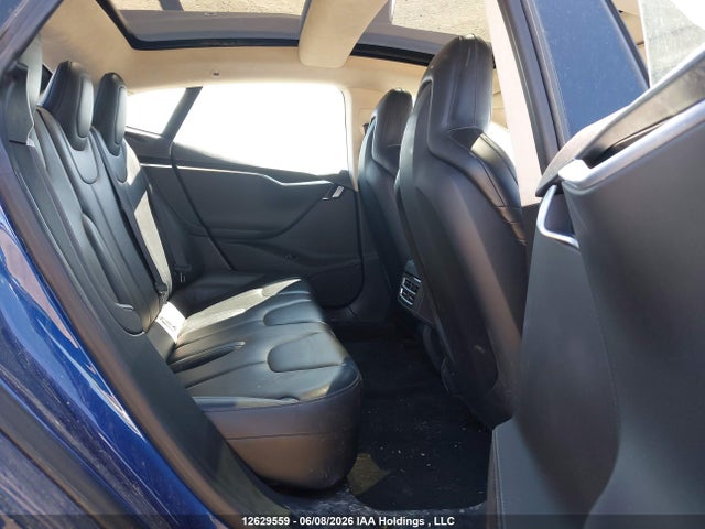 5YJSA1H25FF092654 Tesla Model S 85d