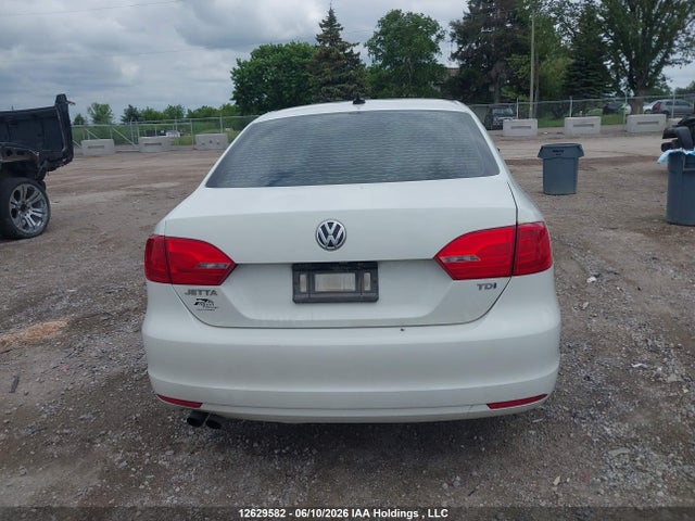 12629582 :رقم المزاد ، 3VWLL7AJ1EM435339 vin ، 2014 Volkswagen Jetta مزاد بيع
