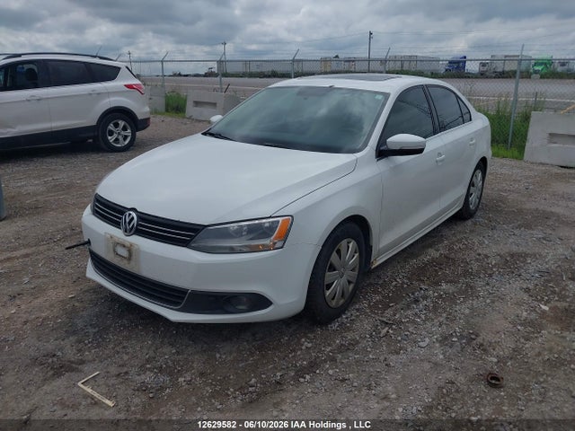 12629582 :رقم المزاد ، 3VWLL7AJ1EM435339 vin ، 2014 Volkswagen Jetta مزاد بيع