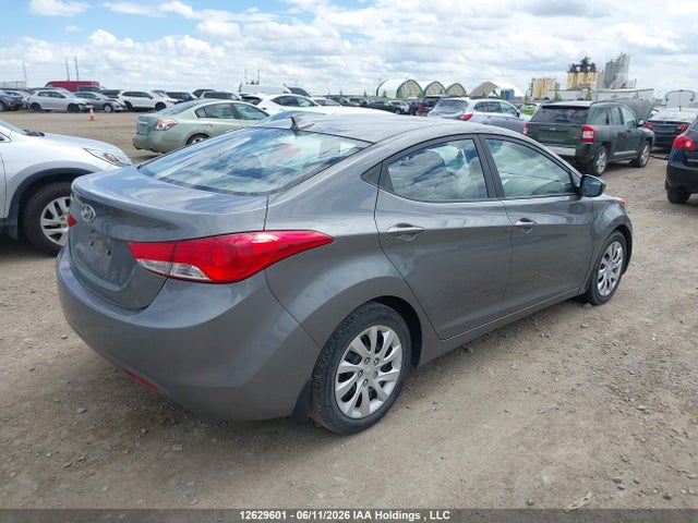 2013 Hyundai Elantra Limited მანქანა იყიდება აუქციონზე, vin: 5NPDH4AE8DH322647, აუქციონის ნომერი: 12629601