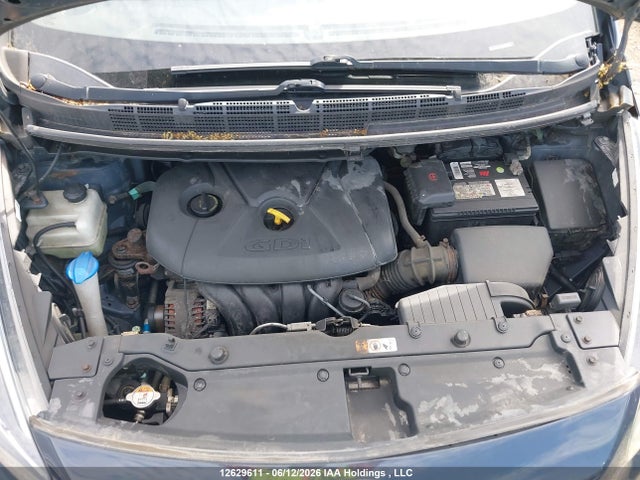 12629611 :رقم المزاد ، KNAHU8A3XE7017219 vin ، 2014 Kia Rondo مزاد بيع
