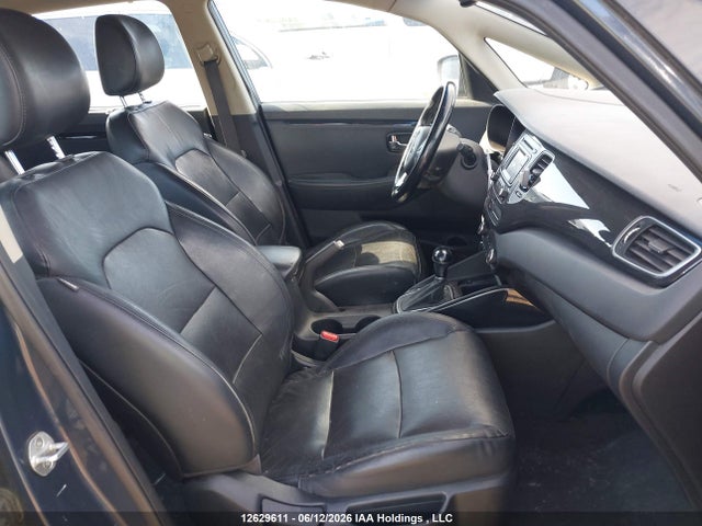 12629611 :رقم المزاد ، KNAHU8A3XE7017219 vin ، 2014 Kia Rondo مزاد بيع