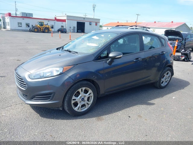 Ford FIESTA SE 2015 3FADP4EJ3FM192046 Image 2